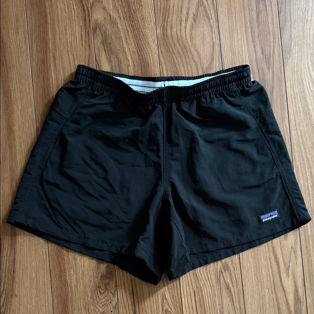 Patagonia Women’s Baggies 5” Black Shorts